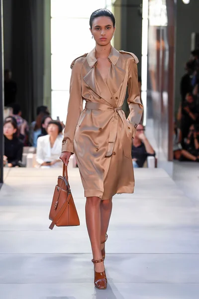 Look 43